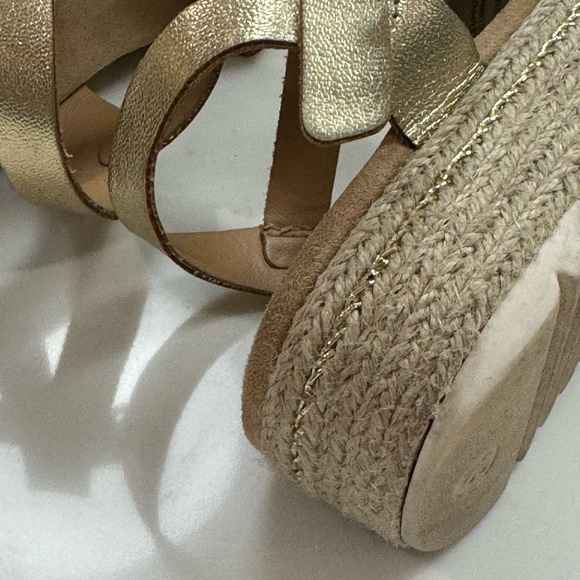 Girls Cat & Jack gold platform espadrilles size 13 - Picture 5 of 8